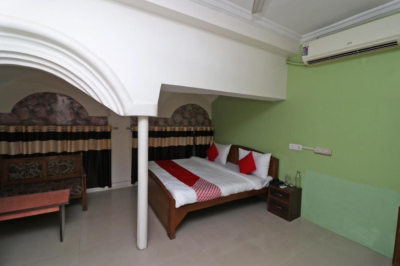Oyo Flagship 19301 Mezbaan International Naka Hindola Hotel ลัคเนา ภายนอก รูปภาพ